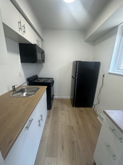 Foto del edificio - 17550 Lake Shore Blvd