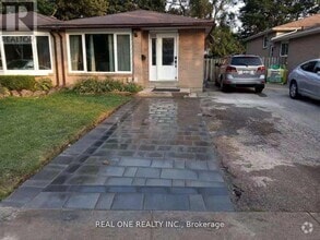 Building Photo - 1333 Playford Rd