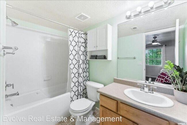 Foto del edificio - 3 br, 2 bath House - 3635 E Clear Rock Rd L03