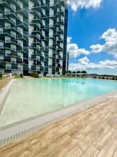 Building Photo - 5252 NW 85th Ave