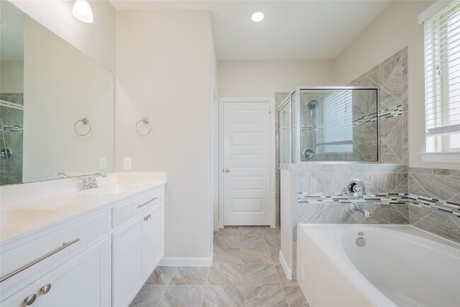 Building Photo - 8627 Marble Ter Ct