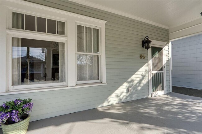 Foto del edificio - 85 Waddell St NE