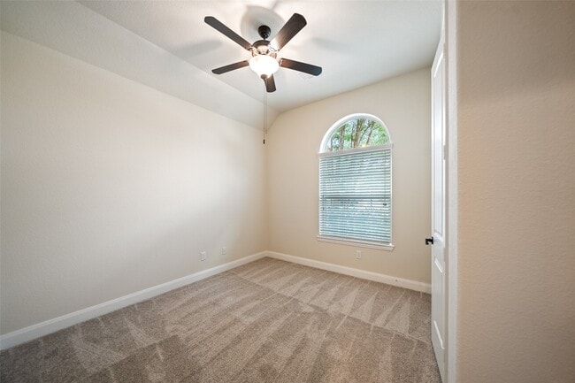 Building Photo - 27330 Aspen Falls Ln