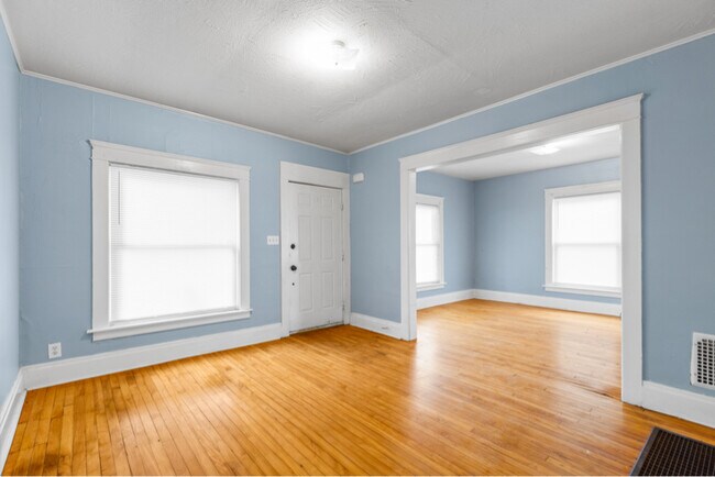 Building Photo - 35 Auburn Ave