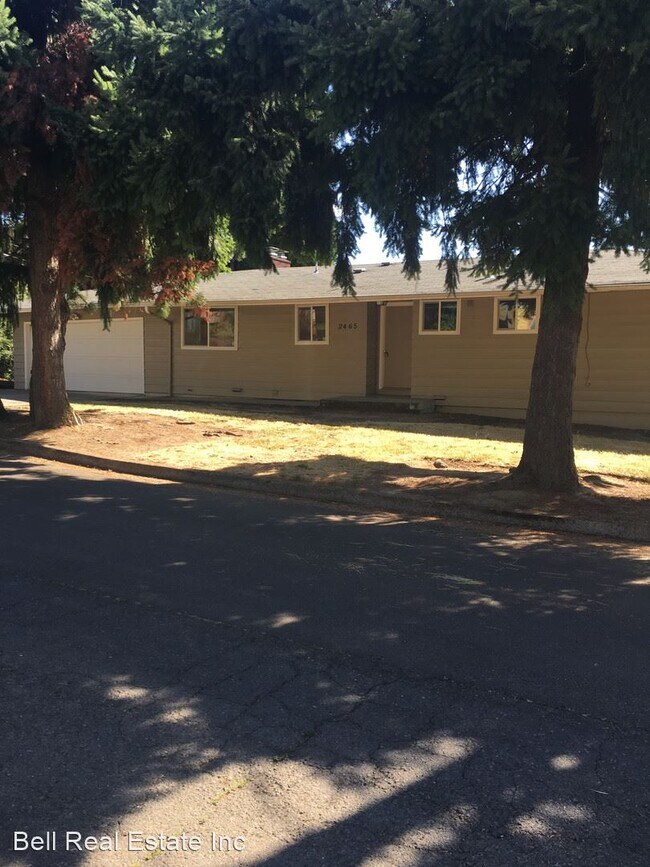 Building Photo - 5 br, 2.5 bath House - 2465 Olive St.