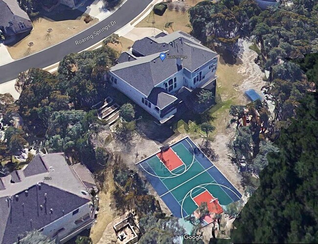 Building Photo - 7520 Roaring Springs Dr