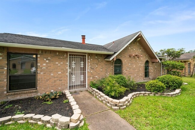 Building Photo - 14126 Meyersville Dr
