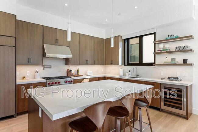 Foto del edificio - 9 Oak Shore Dr