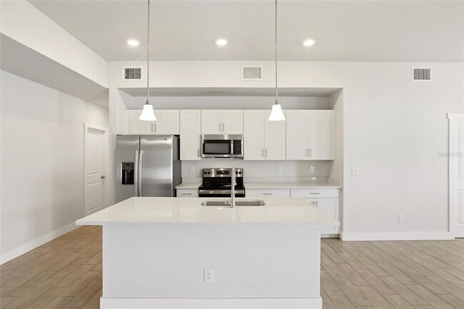 Foto del edificio - 870 Columbia St