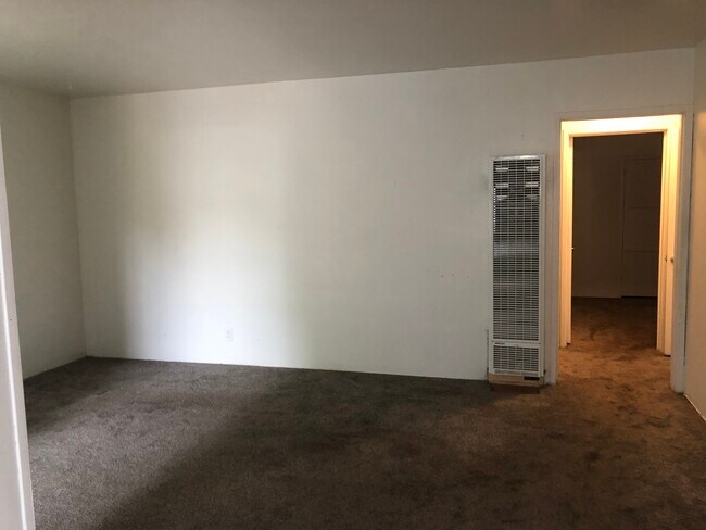 Foto del edificio - 4143 Wade St