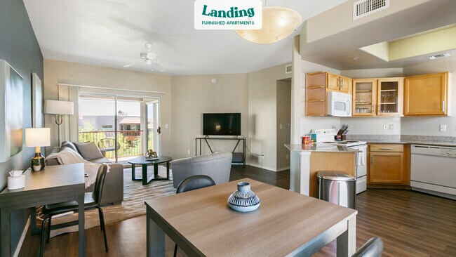 Building Photo - 10950 N La Cañada Dr