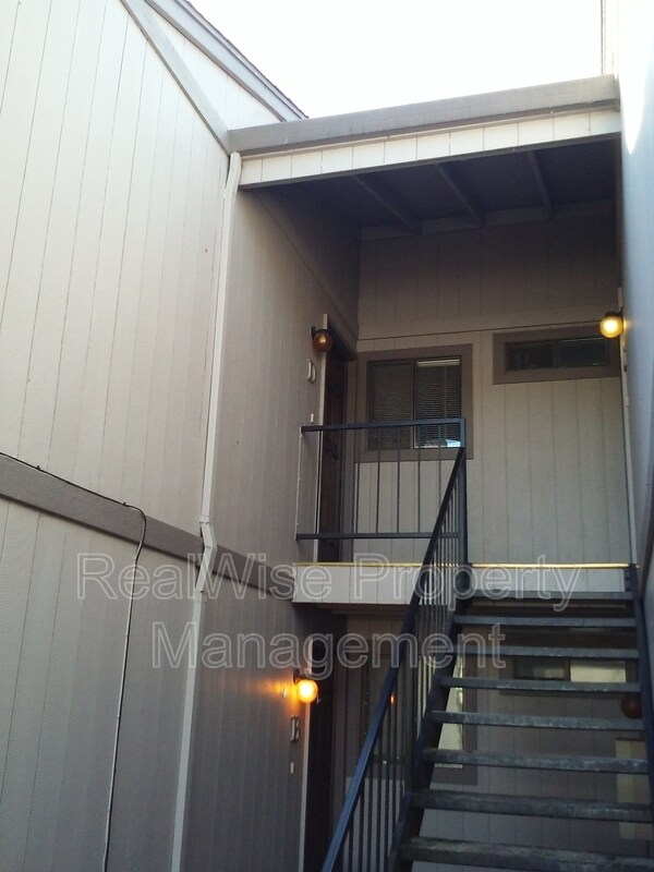 Foto del edificio - 401 NW B St