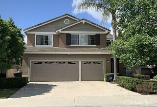 Building Photo - 14942 Avenida Anita