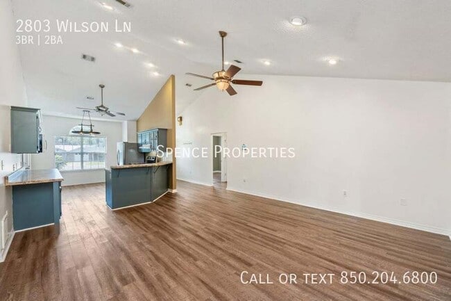 Building Photo - 2803 Wilson Ln