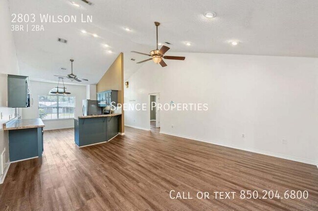 Foto del edificio - 2803 Wilson Ln