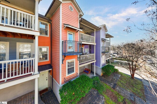 Foto del edificio - 7 Hamilton Ave