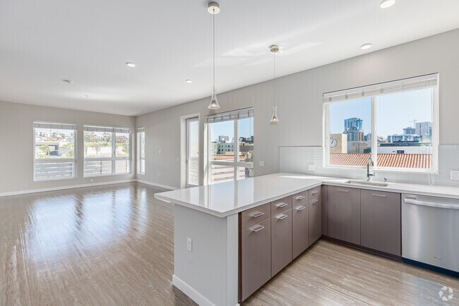 Interior Photo - AV8 Little Italy