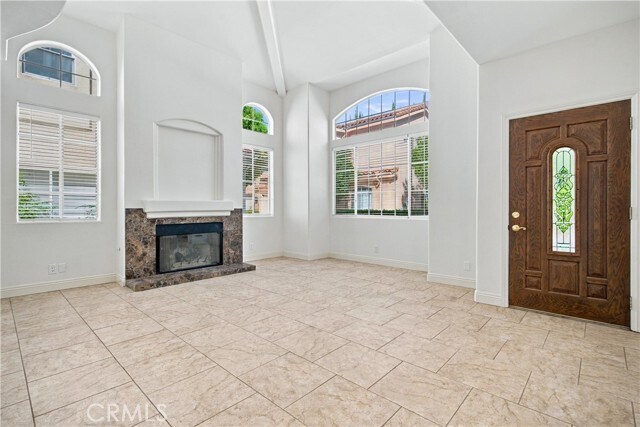 Building Photo - 10002 Reseda Blvd