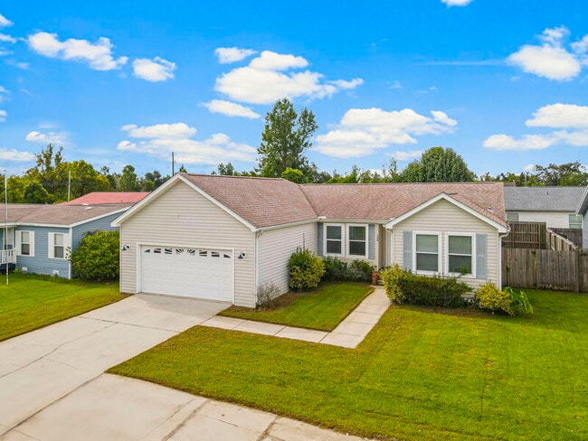 Building Photo - 7304 Claudia's Way