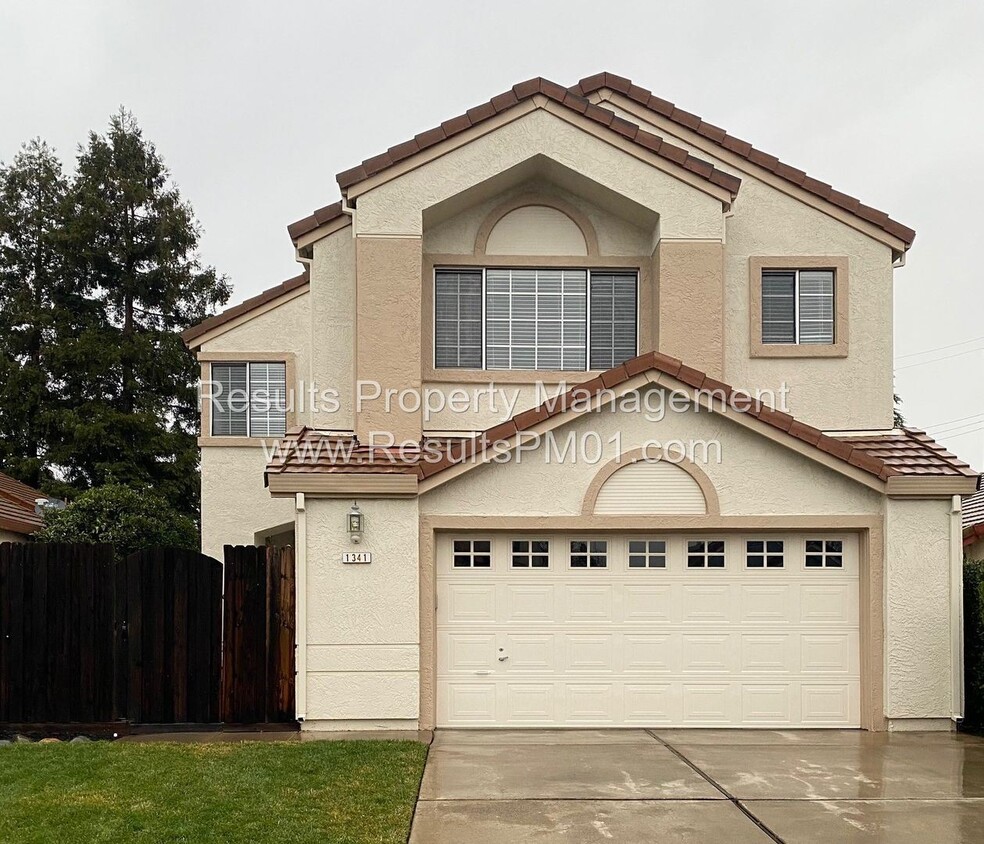 4 br, 2.5 bath House 1341 Trevor Ct House Rental in Roseville, CA