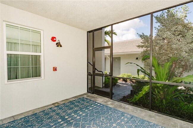 Foto del edificio - 5427 Double Eagle Cir