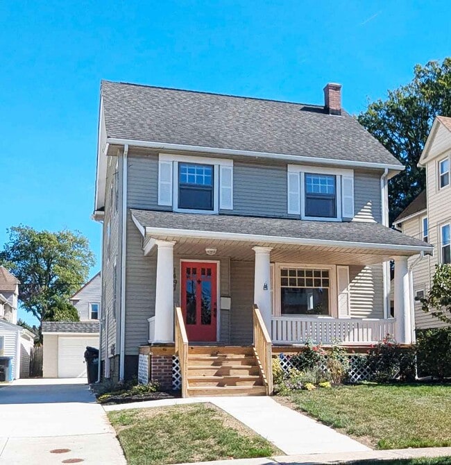 Building Photo - 1497 Lauderdale Ave
