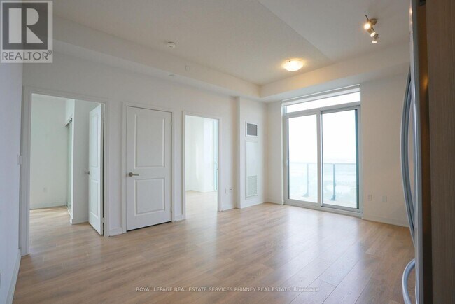 Building Photo - 8 Nahani Way