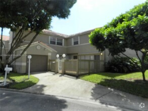 Building Photo - 11196 Longboat Dr