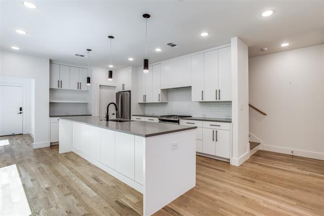 Building Photo - 3216 Rosedale Ave