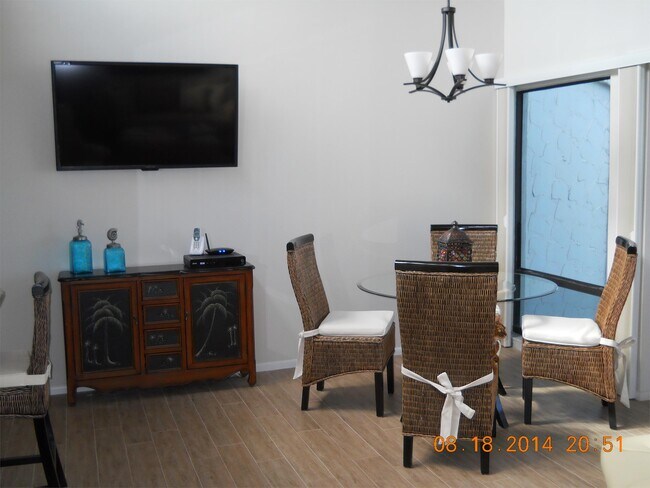 Foto del edificio - 500 Park Blvd S