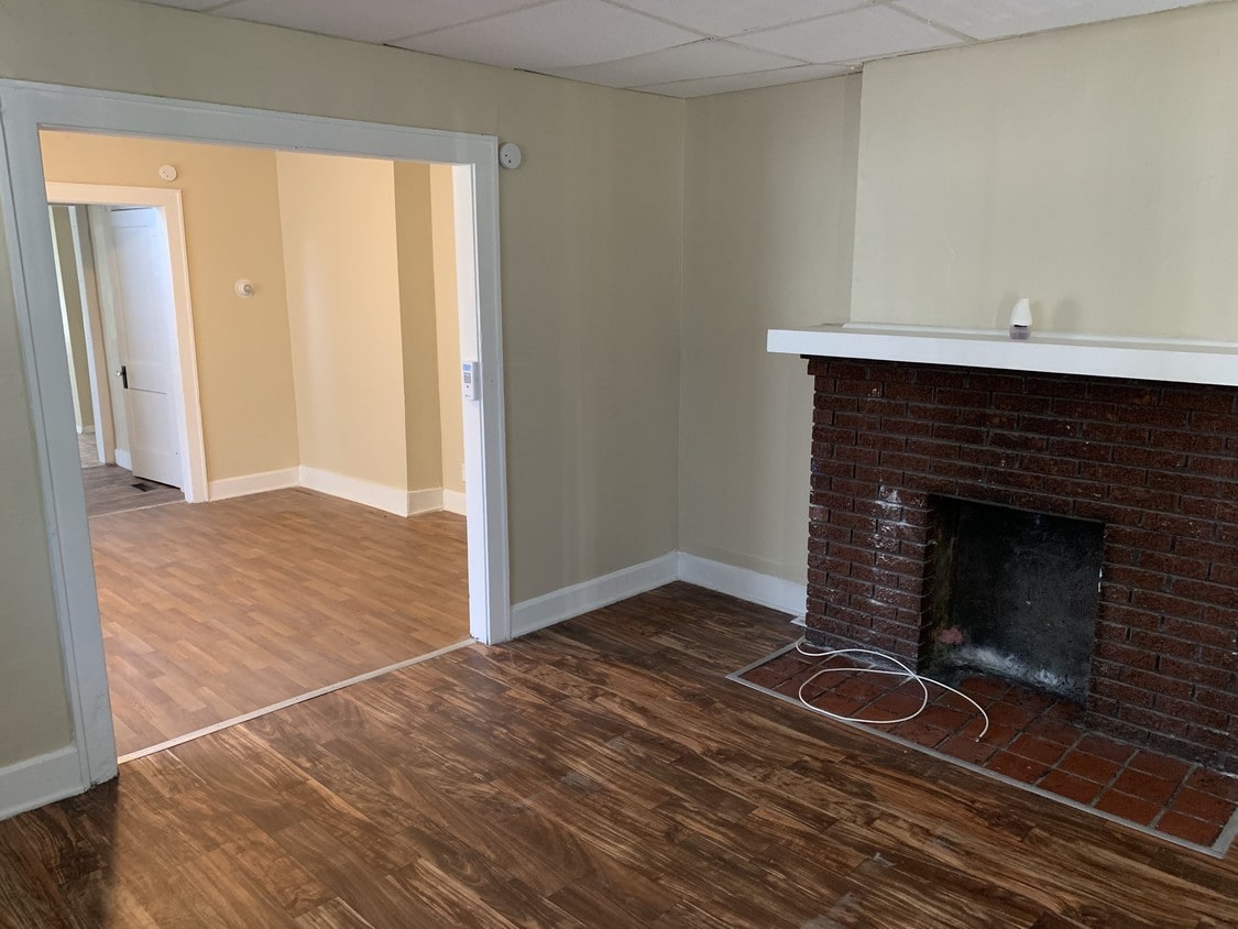 350 S Hague Ave, Columbus, OH 43204 Townhouse for Rent in Columbus