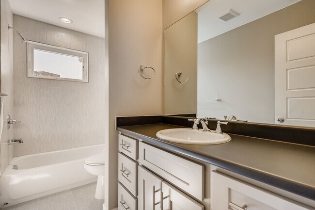 Foto del edificio - 863 Winona Ct