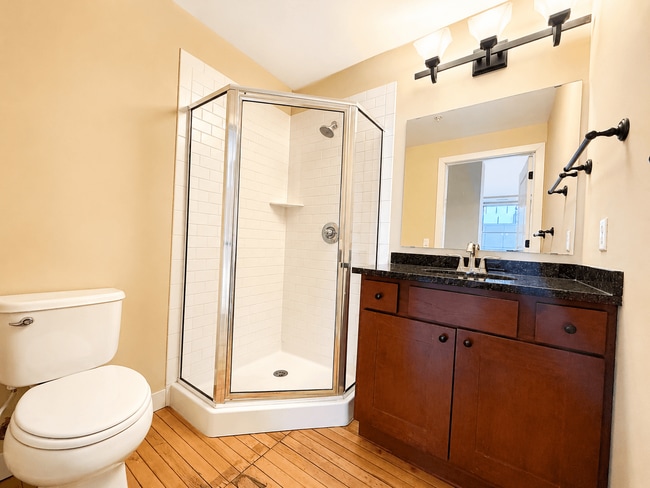Interior Photo - Pioneer Endicott