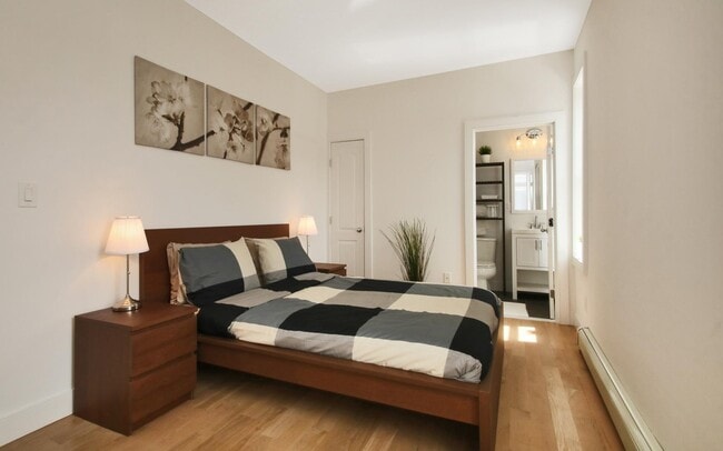 Building Photo - 265 Broadway