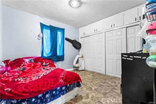 Foto del edificio - 170 E Olive St