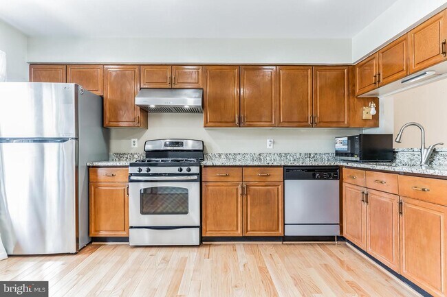 Building Photo - 6533 Tartan Vista Dr