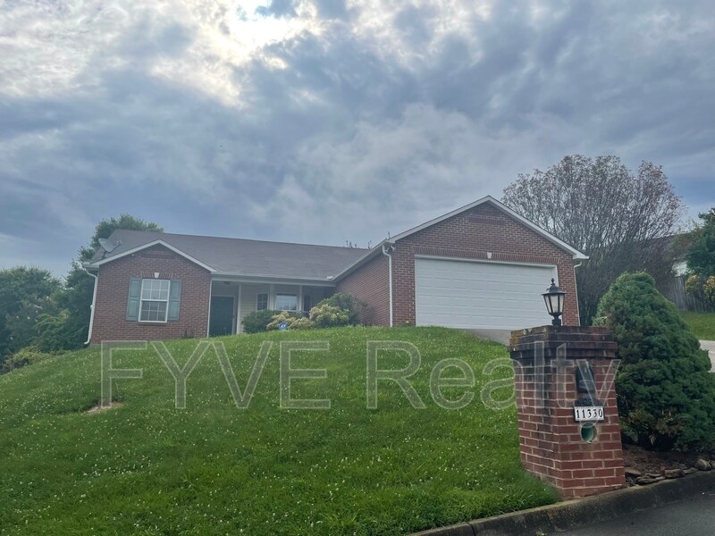 11330 Stonebriar Ln, Knoxville, TN 37932 House Rental in Knoxville