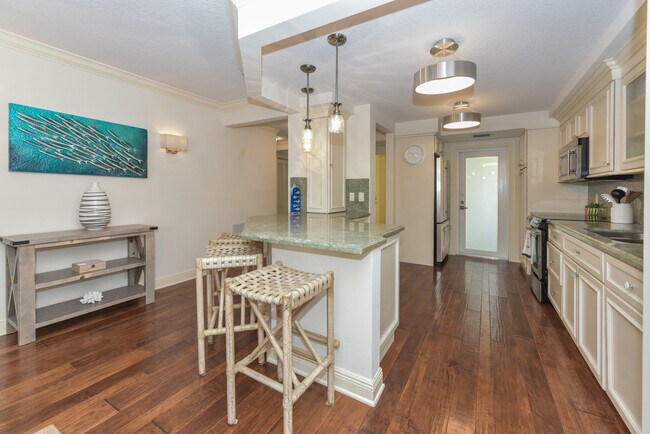 Foto del edificio - 1700 S Ocean Blvd