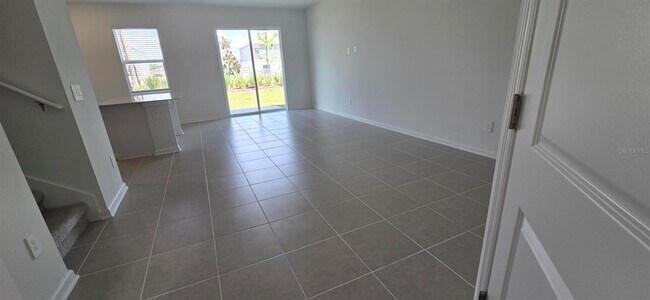 Foto del edificio - 2661 Skyline Lp