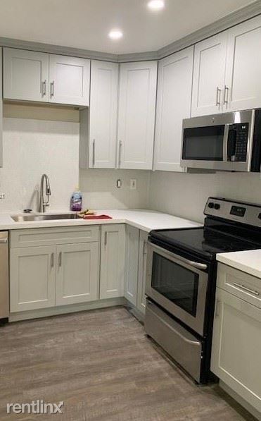 Building Photo - 2 br, 2 bath Condo - 2708 S University Dr ...