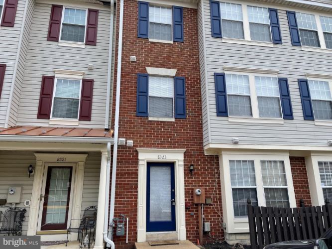8323 Green Heron Way, Lorton, VA 22079 Townhouse for Rent in Lorton
