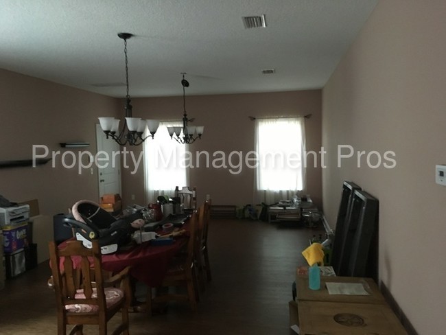 Building Photo - 1061 Cedar Bay Rd