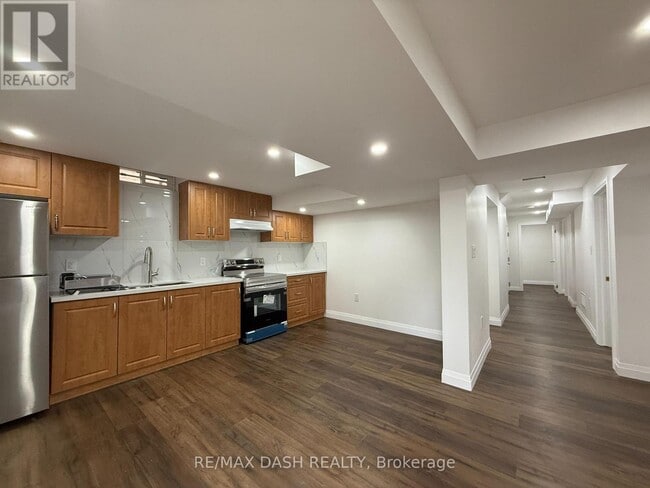Building Photo - 30 Brownell St