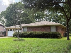 Building Photo - 616 Hildred Ave