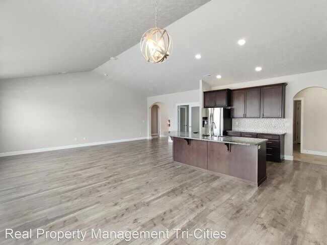 Foto del edificio - 4 br, 2 bath House - 3054 Sugar Plum Av