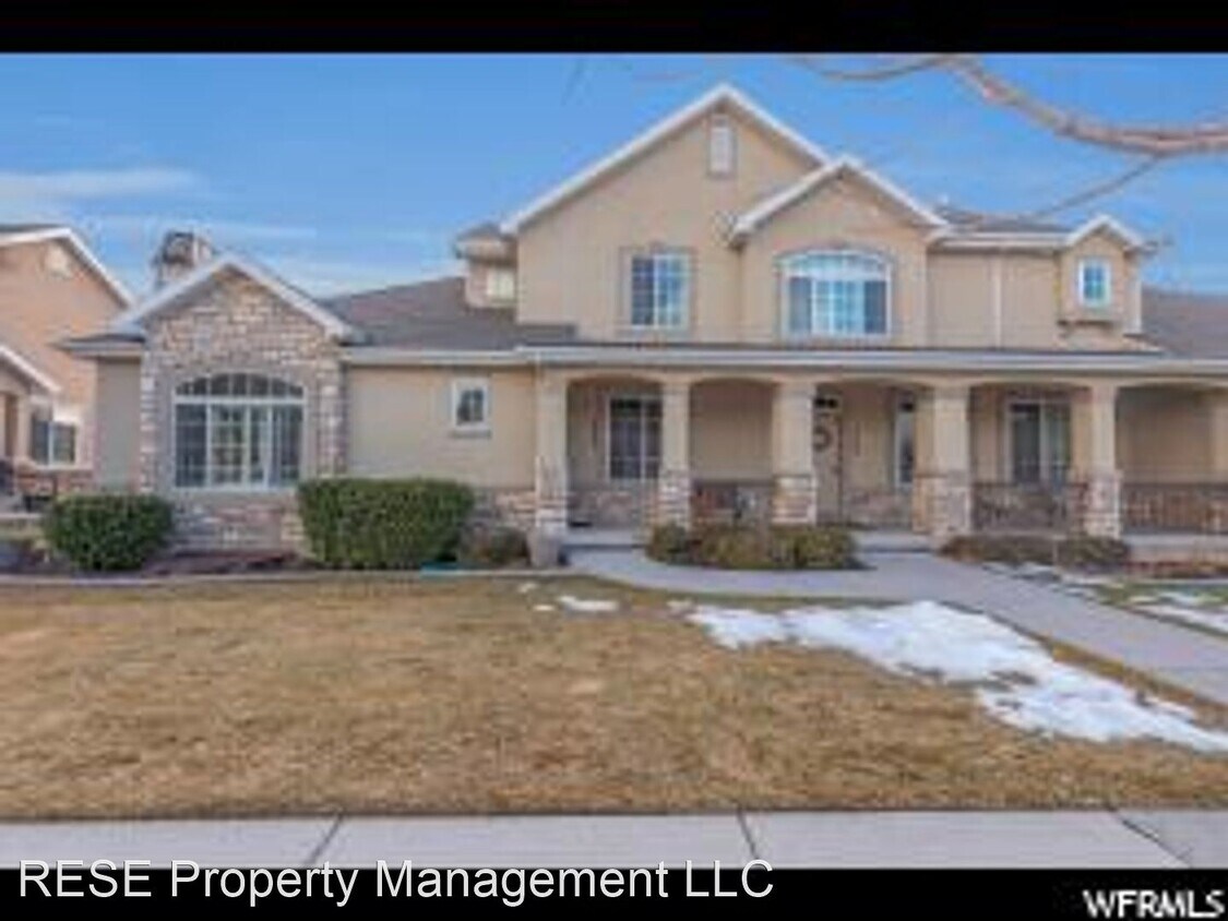 Primary Photo - 4 br, 3.5 bath House - 5557 W Coventry Road