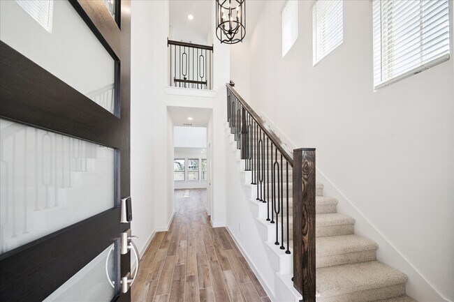 Foto del edificio - 29802 Ellwood Ln