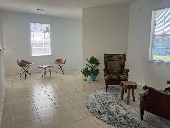 Building Photo - 1747 Sophias Dr