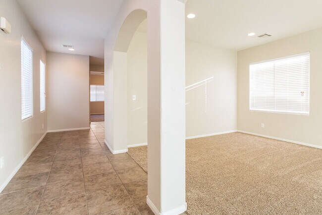 Foto del edificio - 9150 W Brilliant Prairie Ct