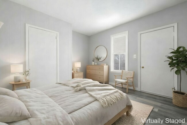 Foto del edificio - Freshly Updated Townhome Apartment!